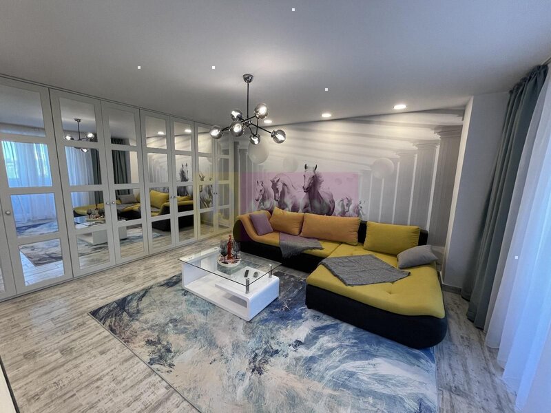 Inchiriere apartament de 2 camere in Piata Alba Iulia, stradal