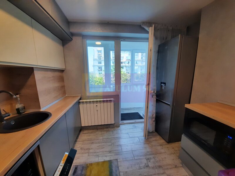 Inchiriere apartament de 2 camere in Piata Alba Iulia, stradal